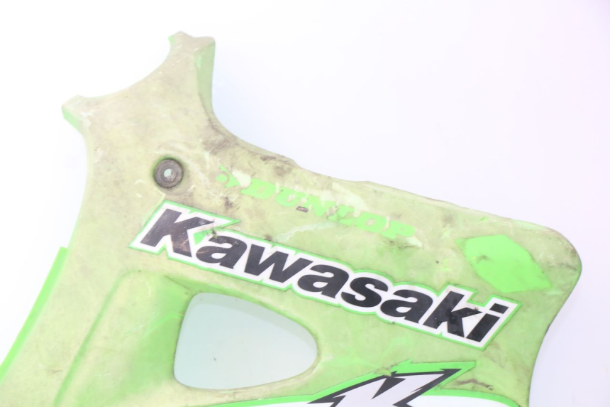 photo de JUNÇÃO DO CARENAGEM DIANTEIRO KAWASAKI KX 250 (1994 - 1998) - Marcações e referências