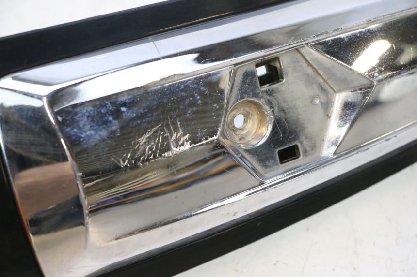 photo de JUNÇÃO DO CARENAGEM DIANTEIRO PIAGGIO LIBERTY IGET 4T 50 (2015 - 2020) - Pontos de fixação