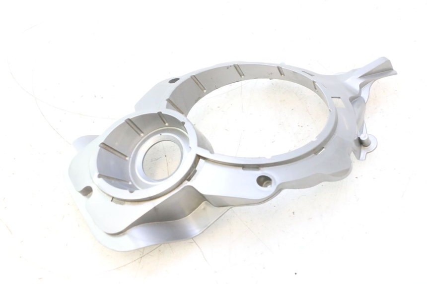 photo de JUNÇÃO DA CARROÇARIA DIANTEIRA PEUGEOT LUDIX PRO 2T 50 (2010 - 2017) - Pontos de fixação