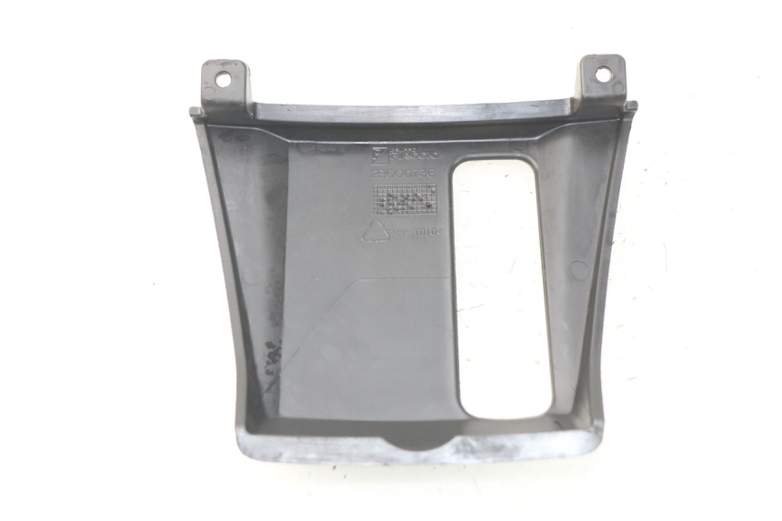 photo de JUNÇÃO DO CARENAGEM DIANTEIRO PIAGGIO MP3 HPE 500 (2019 - 2022) - Zoom do estado de desgaste
