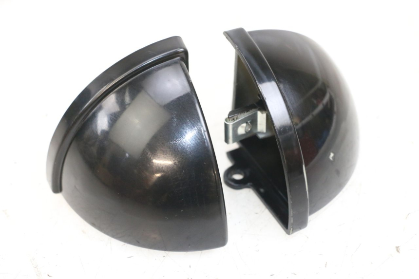 photo de JUNÇÃO DO PARA-LAMA DIANTEIRO SUPERIOR E-MAX 80L 1 (2011 - 2014) - Vista principal