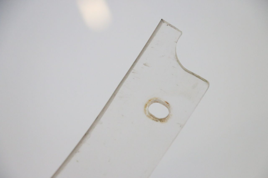 photo de JUNÇÃO DA CARROÇARIA DIANTEIRA SUPERIOR BMW C1 125 (2000 - 2003) - Outro ângulo de visão