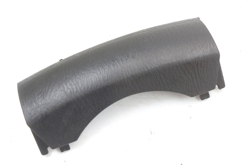 photo de JUNÇÃO DO PARA-LAMA DIANTEIRO SUPERIOR HONDA FES S-WING SWING ABS 125 (2007 - 2015) - Vista principal