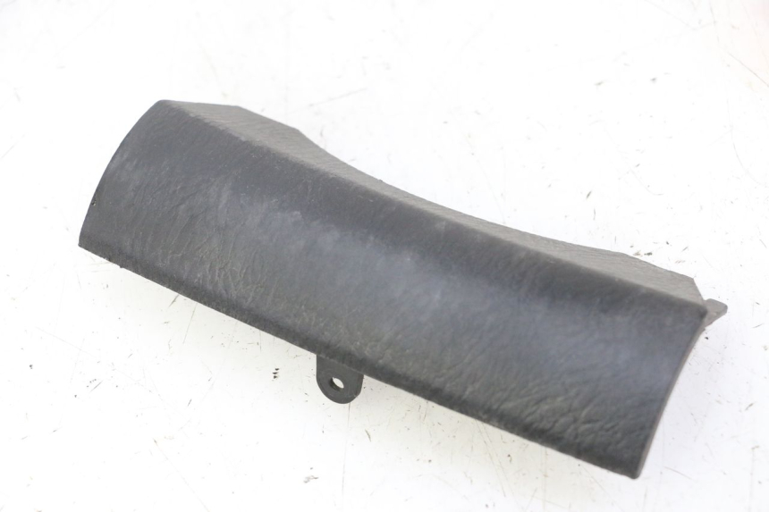 photo de JUNÇÃO DO PARA-LAMA DIANTEIRO SUPERIOR HONDA FES S-WING SWING ABS 125 (2007 - 2015) - Vista principal