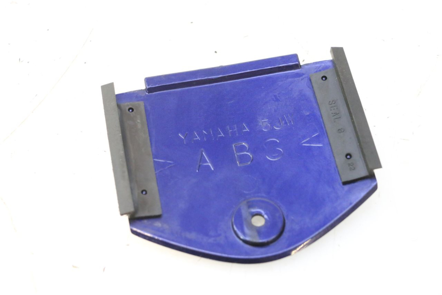 photo de JUNÇÃO DA CARROÇARIA DIANTEIRA SUPERIOR YAMAHA FJR 1300 (2001 - 2005) - Detalhe da peça