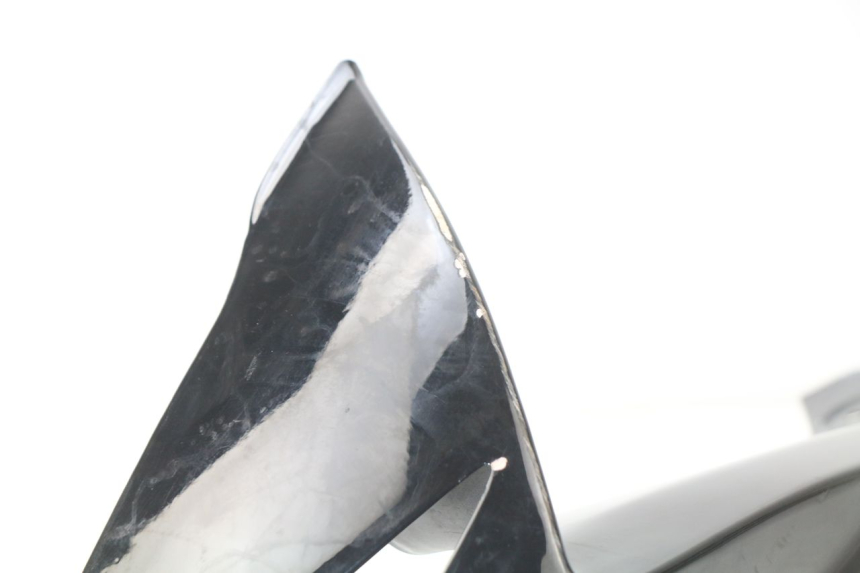 photo de JUNÇÃO DO CARENAGEM DIANTEIRO SUPERIOR SUZUKI GSX-R GSXR 750 (2011 - 2016) - Detalhes característicos