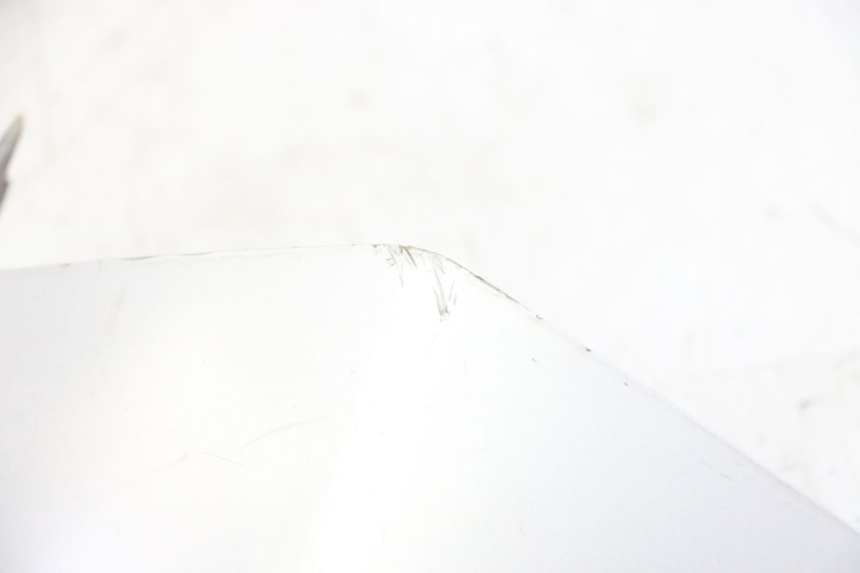 photo de JUNÇÃO DO CARENAGEM DIANTEIRO SUPERIOR PEUGEOT VIVACITY NEW 2T 50 (2008 - 2017) - Pontos de fixação