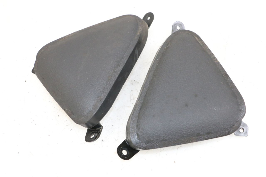 photo de JUNÇÃO DO CARENAGEM DIANTEIRO SUPERIOR YAMAHA X-MAX XMAX 125 (2010 - 2013) - Zoom do estado de desgaste