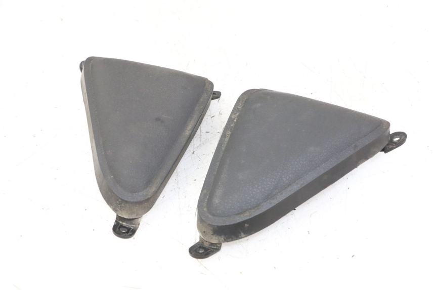 photo de JUNÇÃO DO PARA-LAMA DIANTEIRO SUPERIOR YAMAHA X-MAX XMAX ABS 250 (2010 - 2014) - Zoom do estado de desgaste