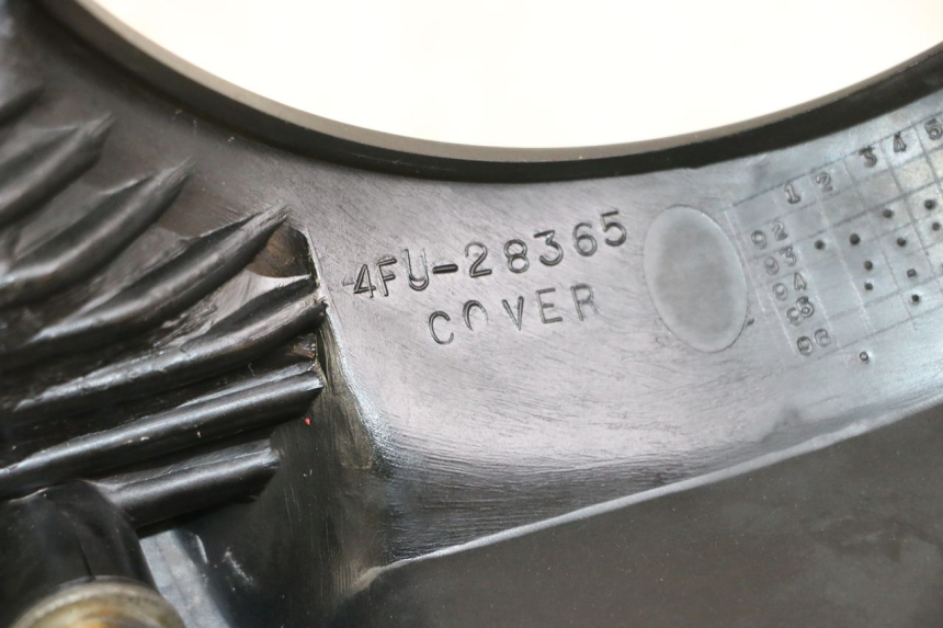 photo de JUNÇÃO DO CARENAGEM DIANTEIRO YAMAHA TDR DELTABOX 125 (1997 - 2003) - Detalhe da peça