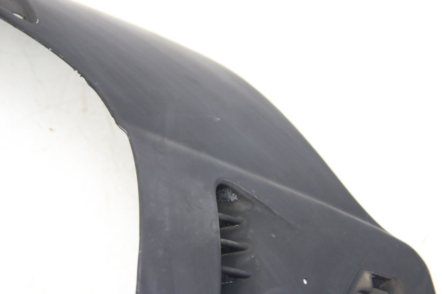 photo de JUNÇÃO DO CARENAGEM DIANTEIRO PIAGGIO X8 125 (2004 - 2007) - Pontos de fixação