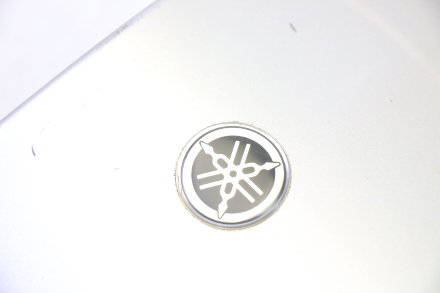 photo de JUNÇÃO DO CARENAGEM DIANTEIRO YAMAHA YP MAJESTY 125 (2002 - 2006) - Detalhe da peça
