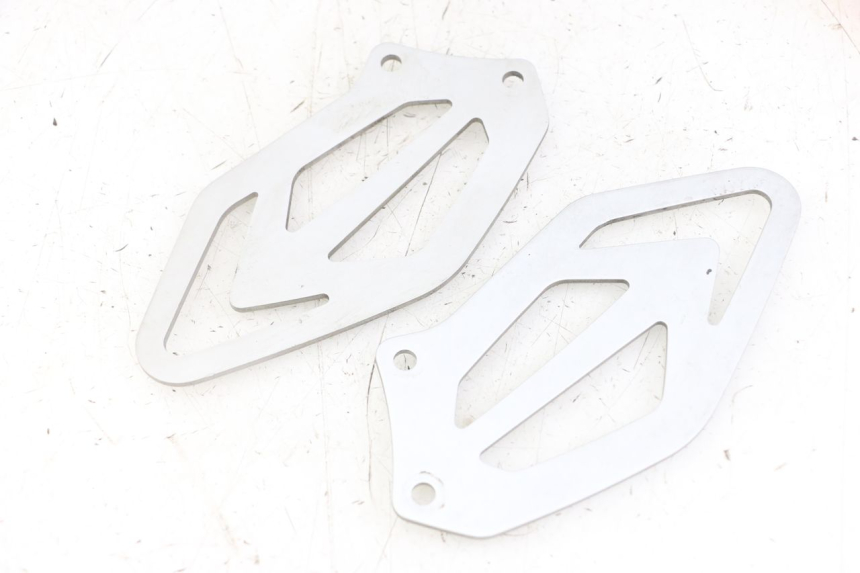 photo de JUNÇÃO DO DESCANSO DE PÉ BMW S RR ABS S1000RR 1000 (2015 - 2018) - Vista principal