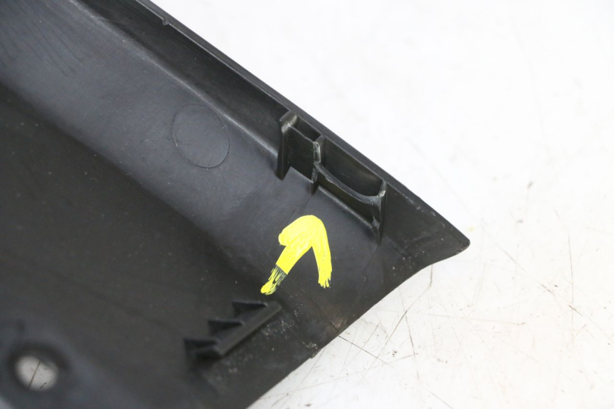 photo de JUNÇÃO DO DESCANSO DE PÉ BMW C SPORT 650 (2015 - 2021) - Ampliação técnica
