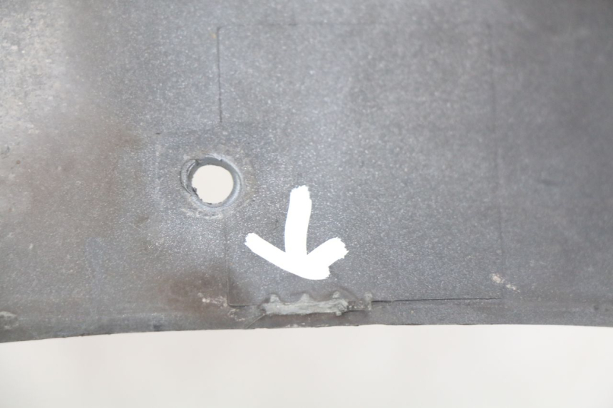 photo de JUNÇÃO DO APOIO PARA OS PÉS BMW C1 125 (2000 - 2003) - Pontos de fixação