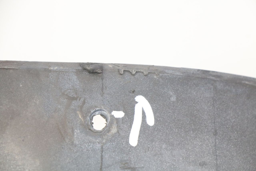 photo de JUNÇÃO DO APOIO PARA OS PÉS BMW C1 125 (2000 - 2003) - Estado da superfície