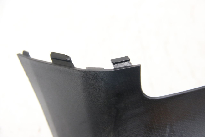 photo de JUNÇÃO DO DESCANSO DE PÉ KYMCO DOWNTOWN ABS 125 (2015 - 2017) - Pontos de fixação