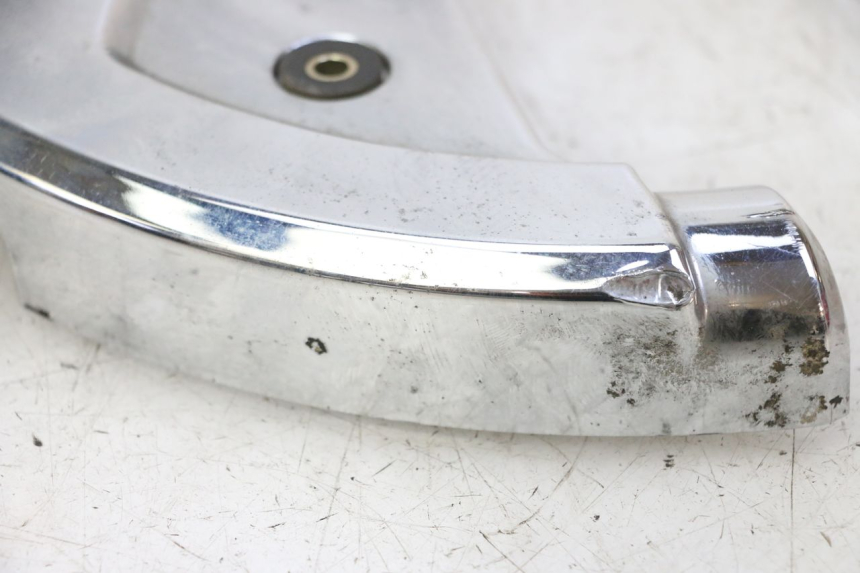 photo de JUNÇÃO DO DESCANSO DE PÉ DIREITO HYOSUNG GV AQUILA 125 (2000 - 2009) - Detalhe da peça