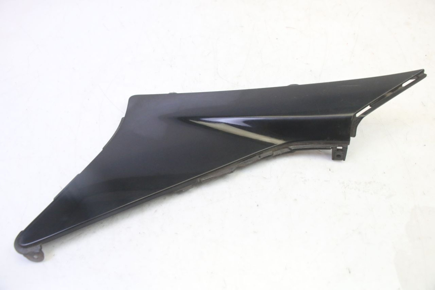 photo de JUNÇÃO DO DESCANSO DE PÉ DIREITO HONDA FES S-WING SWING ABS 125 (2007 - 2015) - Detalhe da peça