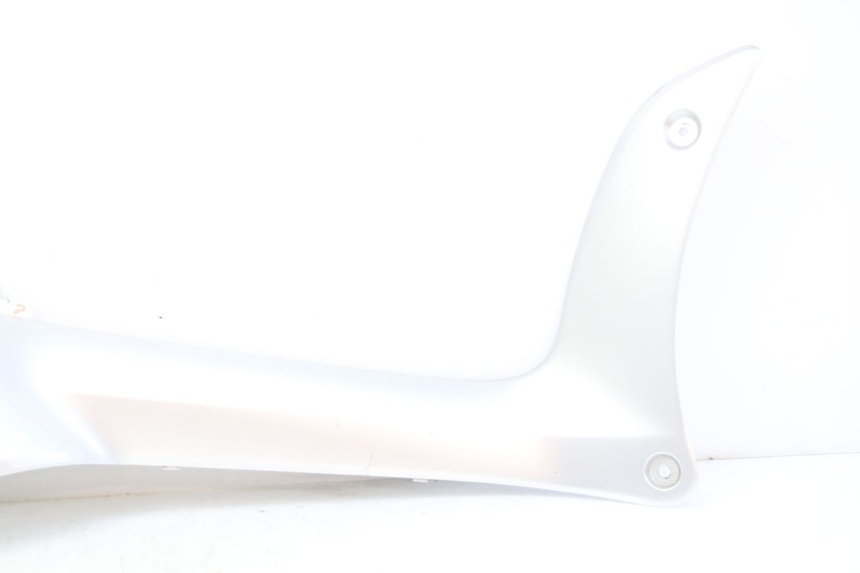 photo de JUNÇÃO DO DESCANSO DE PÉ DIREITO YAMAHA X-CITY XCITY 125 (2007 - 2013) - Ampliação técnica