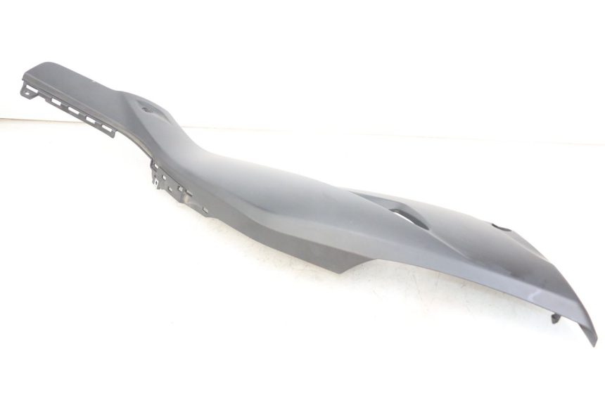 photo de JUNÇÃO DO DESCANSO DE PÉ DIREITO YAMAHA XMAX X-MAX ABS 125 (2017 - 2020) - Pontos de fixação
