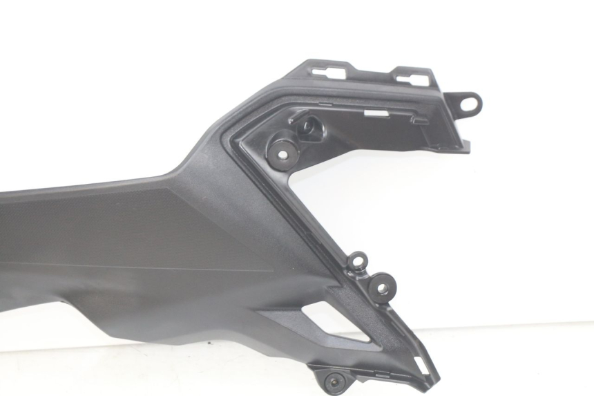 photo de JUNÇÃO DO DESCANSO DE PÉ DIREITO KAWASAKI Z 650 (2016 - 2019) - Vista geral