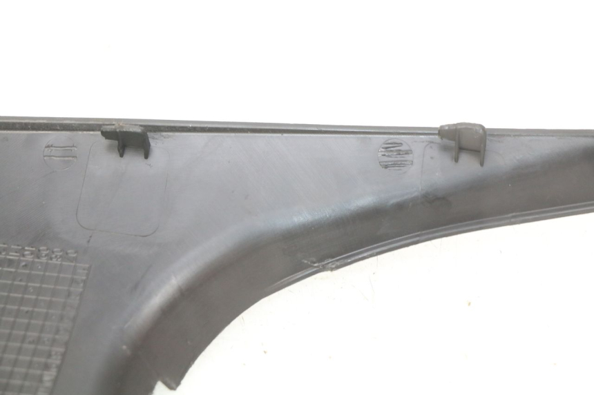 photo de JUNÇÃO DO APOIO PARA OS PÉS HONDA FES S-WING SWING ABS 125 (2007 - 2015) - Ampliação técnica