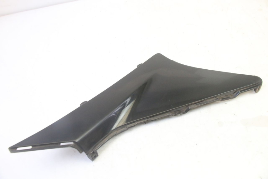 photo de JUNÇÃO DO DESCANSO DE PÉ ESQUERDO HONDA FES S-WING SWING ABS 125 (2007 - 2015) - Outro ângulo de visão
