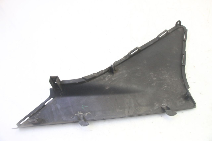 photo de JUNÇÃO DO DESCANSO DE PÉ ESQUERDO HONDA FES S-WING SWING ABS 125 (2007 - 2015) - Ampliação técnica