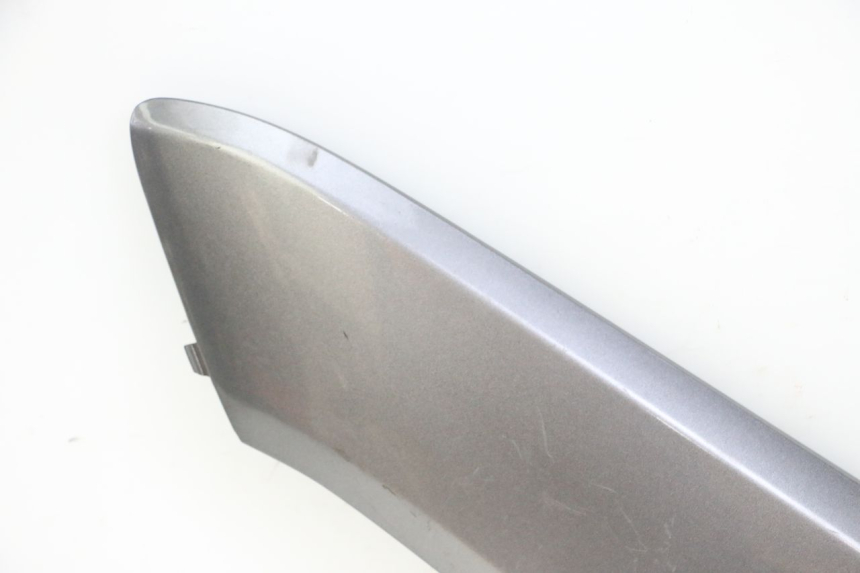photo de JUNÇÃO DO DESCANSO DE PÉ ESQUERDO HONDA FORZA ABS 300 (2013 - 2017) - Detalhes característicos