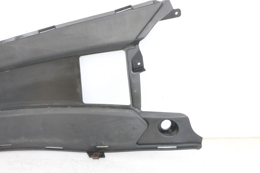 photo de JUNÇÃO DO DESCANSO DE PÉ ESQUERDO GILERA NEXUS 300 (2008 - 2013) - Pontos de fixação