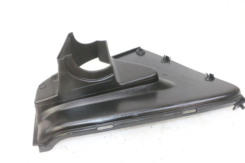 photo de JUNÇÃO DO DESCANSO DE PÉ ESQUERDO PEUGEOT JET FORCE CARBU 50 (2003 - 2016) - Ampliação técnica