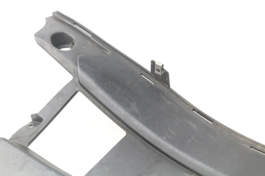 photo de JUNÇÃO DO DESCANSO DE PÉ ESQUERDO GILERA NEXUS 125 (2009 - 2013) - Detalhe da peça