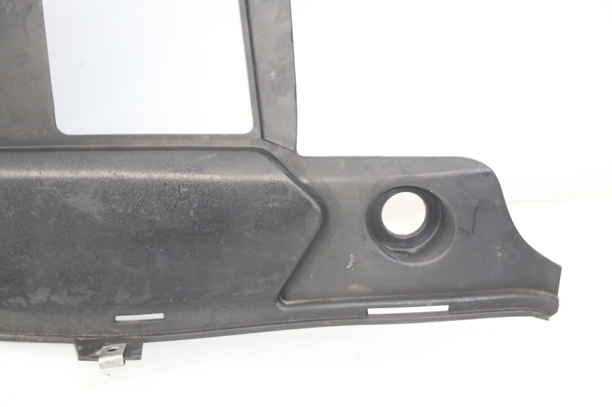 photo de JUNÇÃO DO DESCANSO DE PÉ ESQUERDO GILERA NEXUS 125 (2009 - 2013) - Peça verificada
