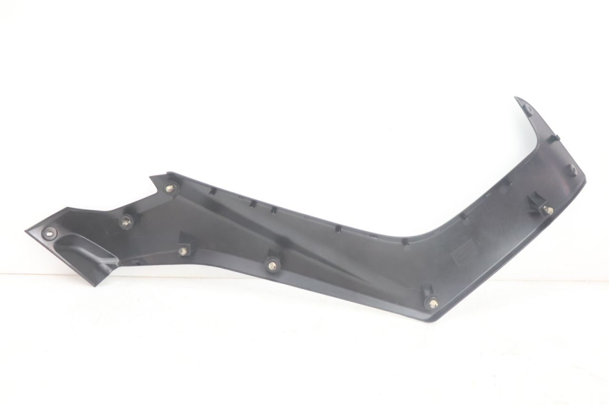 photo de JUNÇÃO DO DESCANSO DE PÉ ESQUERDO JM MOTORS R-MAX TECH 50 (2024 - 2026) - Pontos de fixação