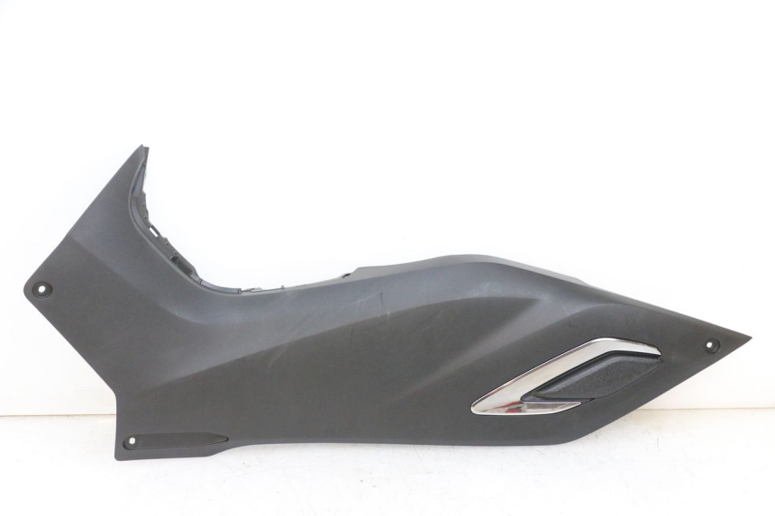 photo de JUNÇÃO DO DESCANSO DE PÉ ESQUERDO YAMAHA TRICITY 300 (2020 - 2024) - Vista principal