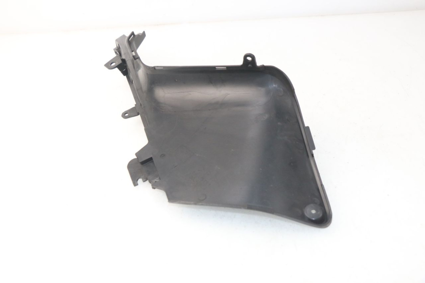 photo de JUNÇÃO DO DESCANSO DE PÉ ESQUERDO YAMAHA XP T-MAX TMAX ABS 500 (2004 - 2007) - Detalhe da peça