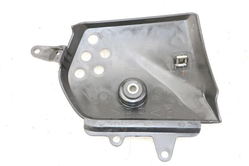 photo de JUNÇÃO DO DESCANSO DE PÉ ESQUERDO YAMAHA XJ6 ABS 600 (2008 - 2016) - Detalhe da peça