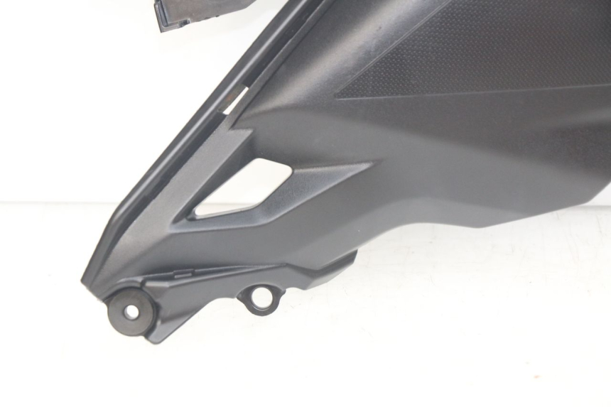 photo de JUNÇÃO DO DESCANSO DE PÉ ESQUERDO KAWASAKI Z 650 (2016 - 2019) - Peça verificada