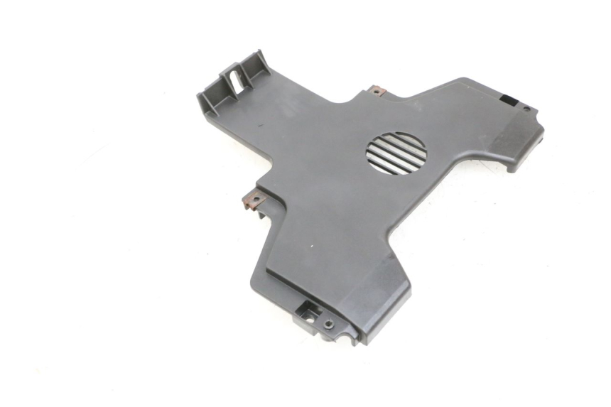 photo de JUNÇÃO DO DESCANSO DE PÉ PIAGGIO MP3 HPE 350 (2018 - 2020) - Outro ângulo de visão
