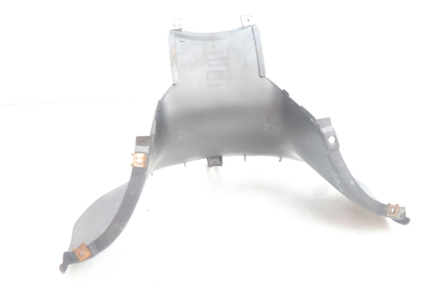 photo de JUNÇÃO DO DESCANSO DE PÉ APRILIA SCARABEO GT 125 (1999 - 2007) - Marcações e referências