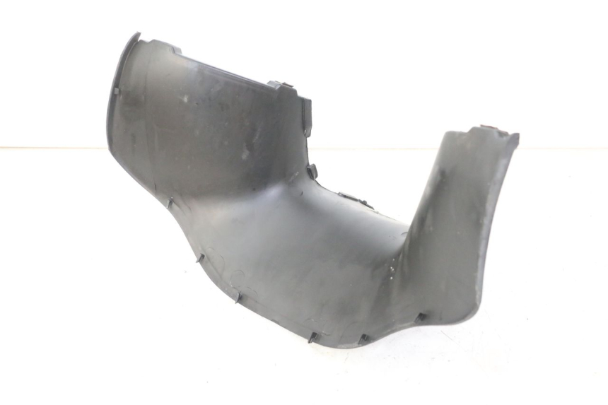 photo de JUNÇÃO DO APOIO PARA OS PÉS APRILIA SCARABEO GT TOURING 125 (1999 - 2005) - Ampliação técnica