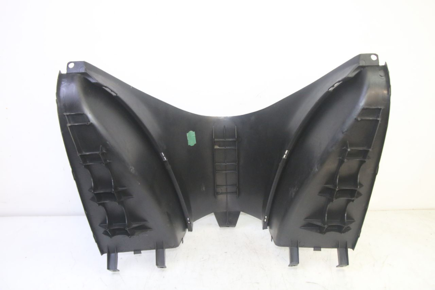 photo de JUNÇÃO DO DESCANSO DE PÉ YAMAHA YP MAJESTY 125 (2002 - 2006) - Estado da superfície