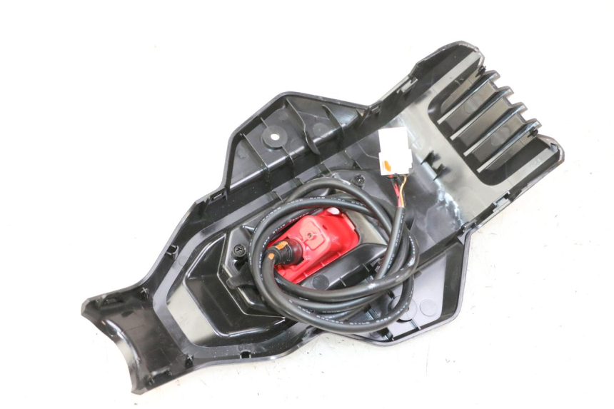 photo de JUNÇÃO DO DESCANSO DE PÉ SEGWAY NINEBOT ZT3 PRO 1 - Peça verificada