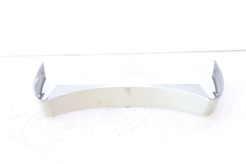 photo de JUNÇÃO DO APOIO PARA OS PÉS KAWASAKI ZZR 600 (1995 - 2004) - Detalhe da peça