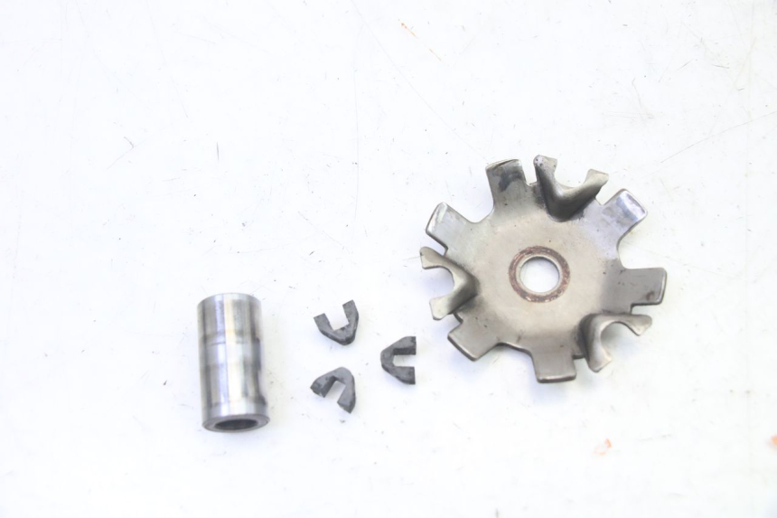 photo de JOUE MOBILE PEUGEOT SPEEDAKE 50 (1995 - 1997) - Zoom do estado de desgaste