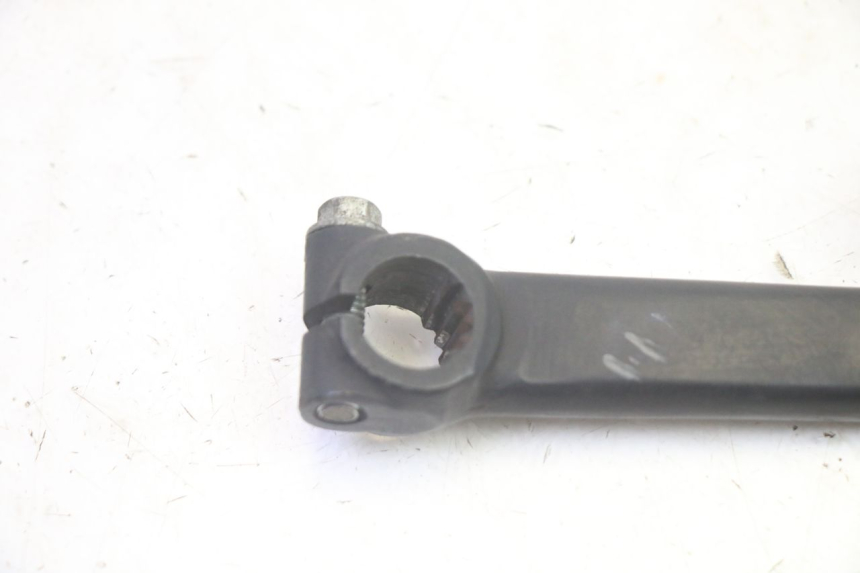 photo de PEDAL DE PARTIDA PIAGGIO FLY 4T 50 (2013 - 2017) - Detalhe da peça