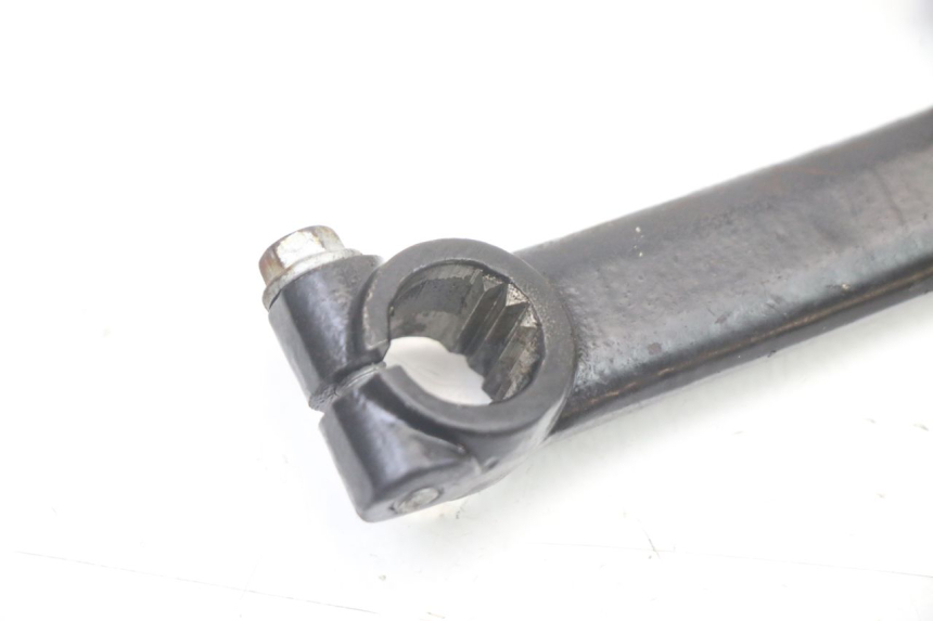 photo de PEDALINHA PIAGGIO VESPA S 2T 50 (2007 - 2014) - Detalhe da peça