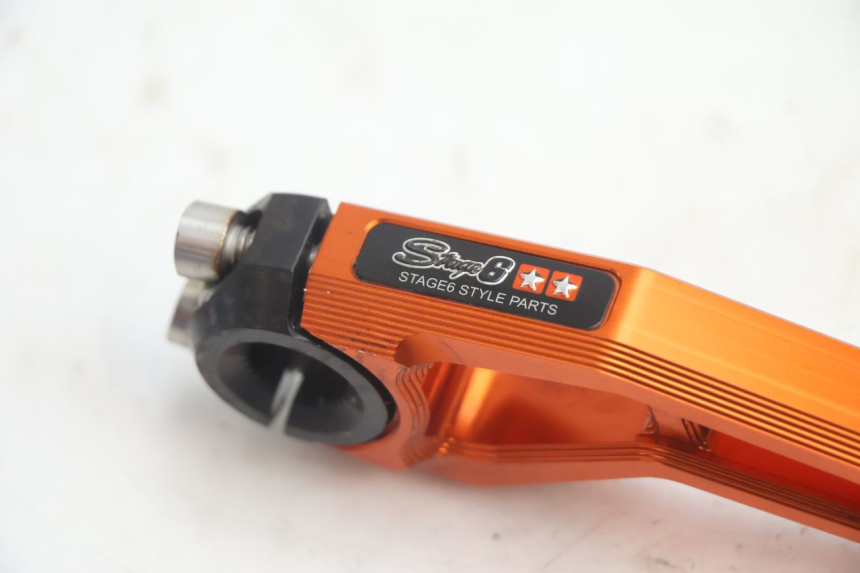 photo de PEDALINHA PEUGEOT VIVACITY 50 (2004 - 2009) - Detalhe da peça