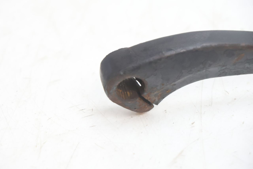 photo de PEDALINHA PEUGEOT VIVACITY 50 (1998 - 2003) - Detalhe da peça